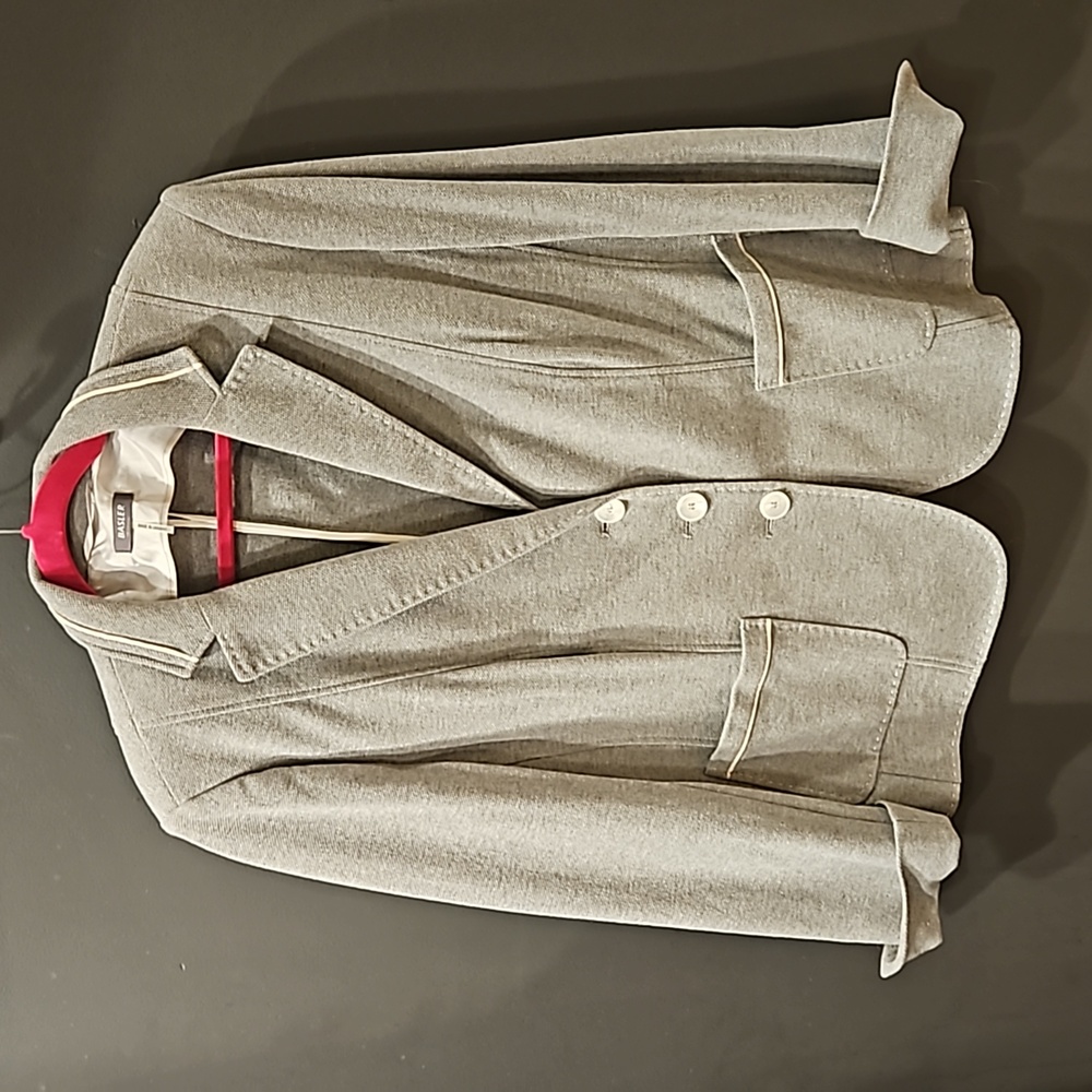 Basler unlined three button Blazer